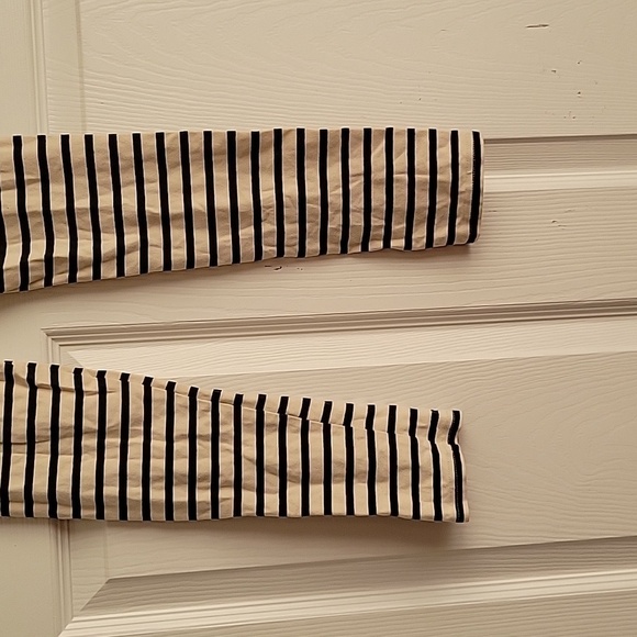 Old Navy Girl's Stripe Leggings - Picture 5 of 10